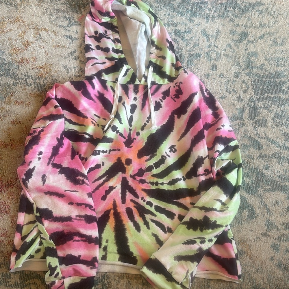 Sweatsuit - Picture 2 of 5